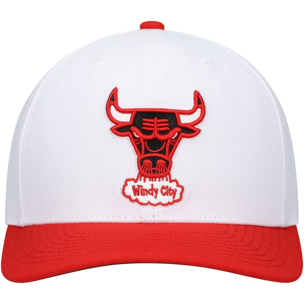 White/Red Chicago Bulls Hardwood Classics Core 2-Tone 2.0 Pro Snapback Hat | NBA