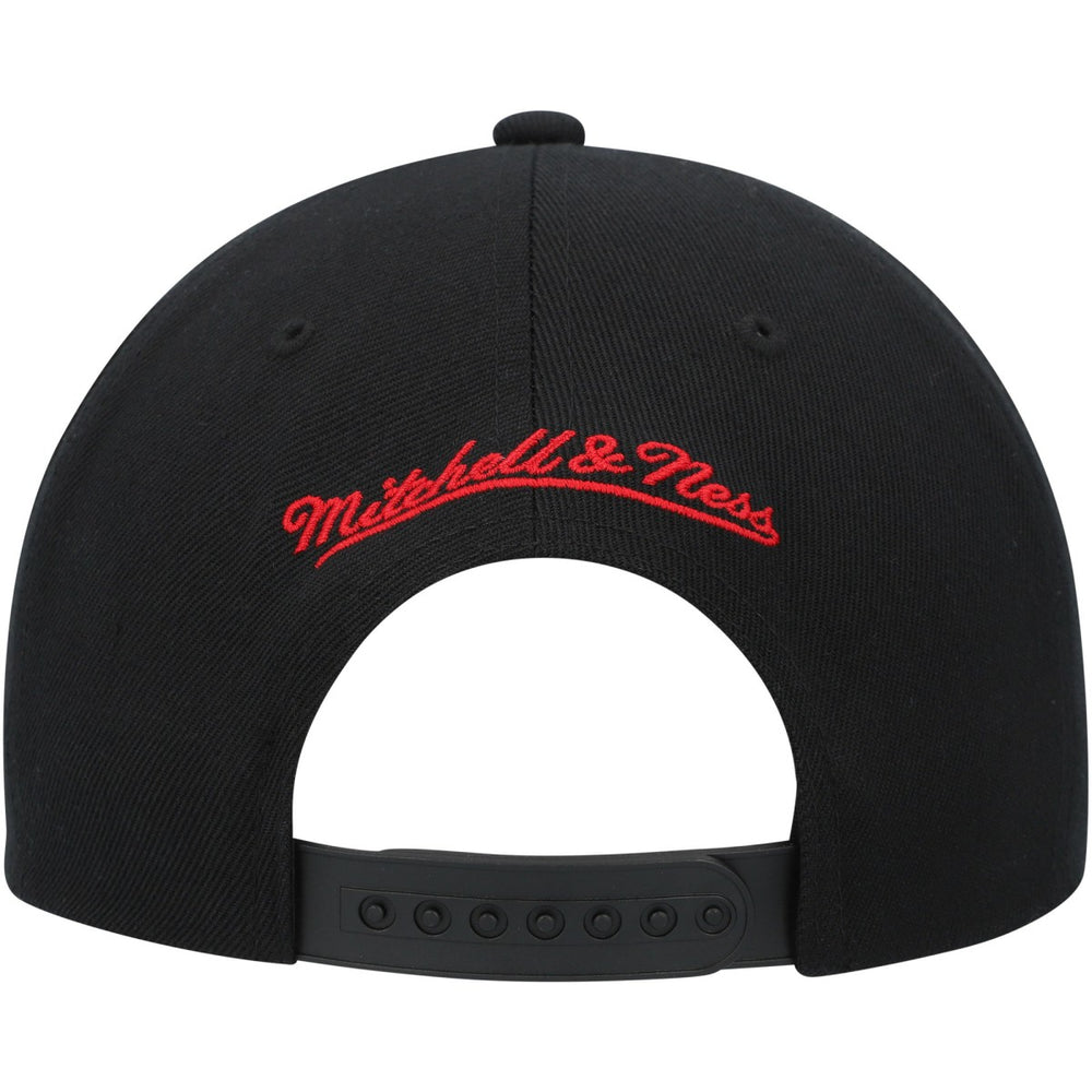 Black Miami Heat Hardwood Classics MVP Team Script 2.0 Snapback Hat | NBA