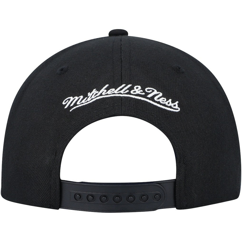 Black Chicago Bulls Soul High-Grade Fade Undervisor Snapback Hat | NBA