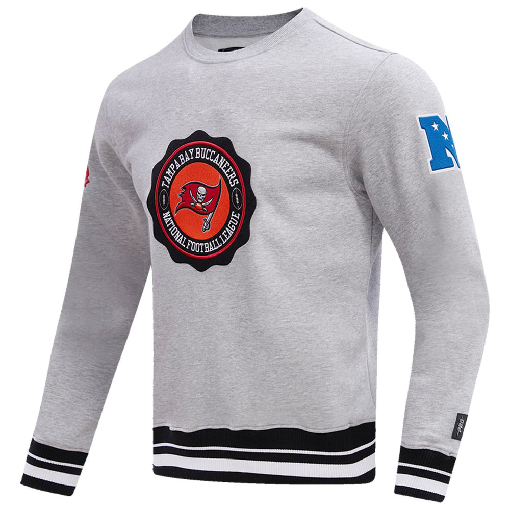 Tampa Bay Buccaneers Pro Standard Crest Emblem Pullover Sweatshirt | NFL US