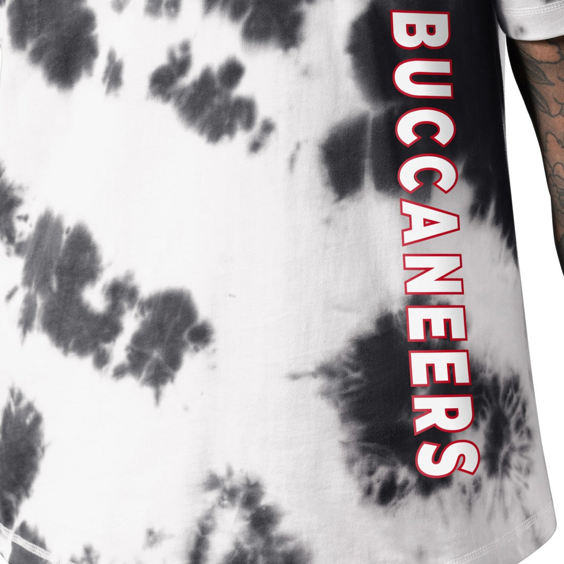 Tampa Bay Buccaneers MSX by Michael Strahan Freestyle Tie-Dye T-Shirt | NFL Discount