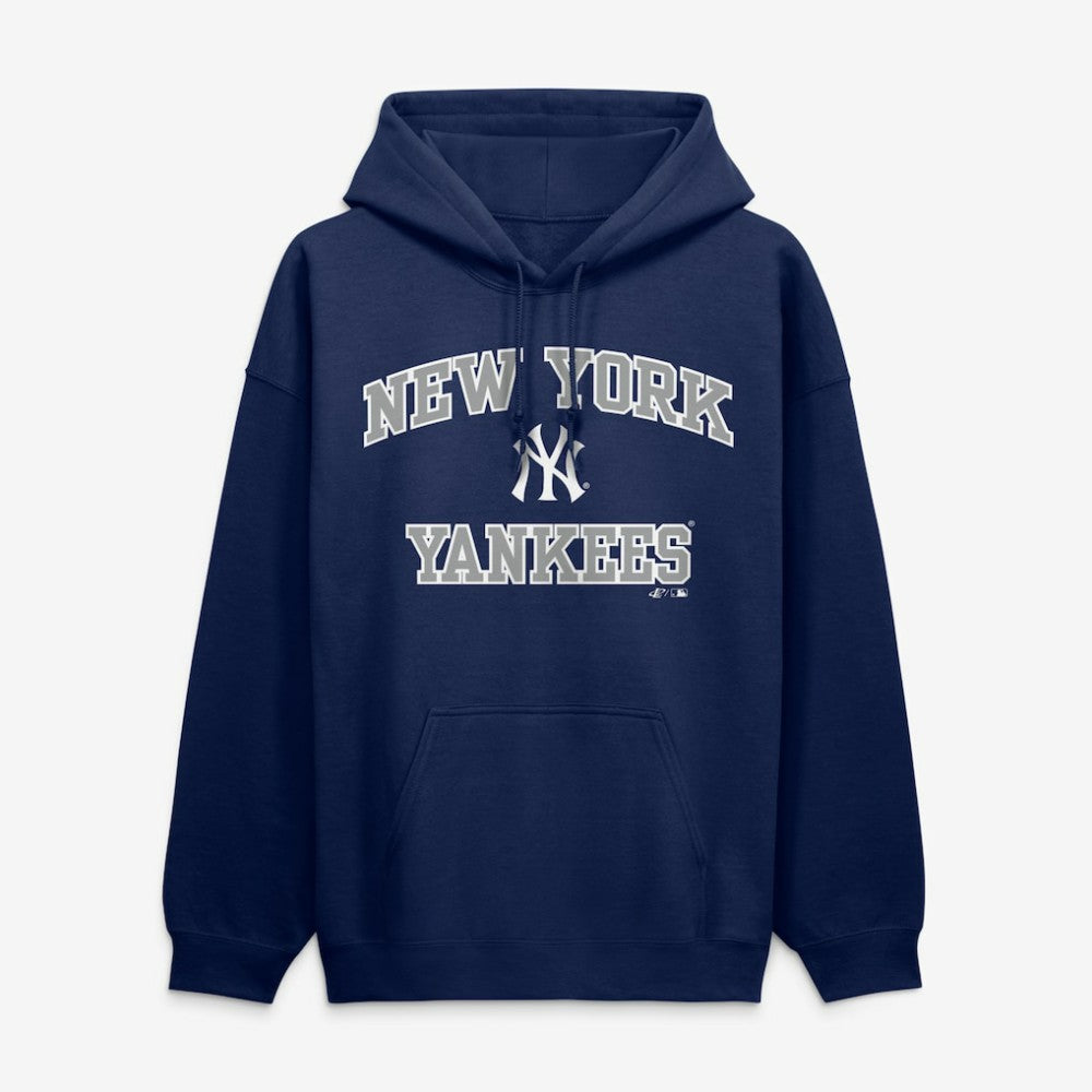 New York Yankees Logo Athletic Heart & Soul Hoodie - MLB Hoodies