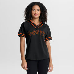San Francisco Giants Fanatics Women's Diva Race Ahead Raglan V-Neck T-Shirt - MLB T-shirts