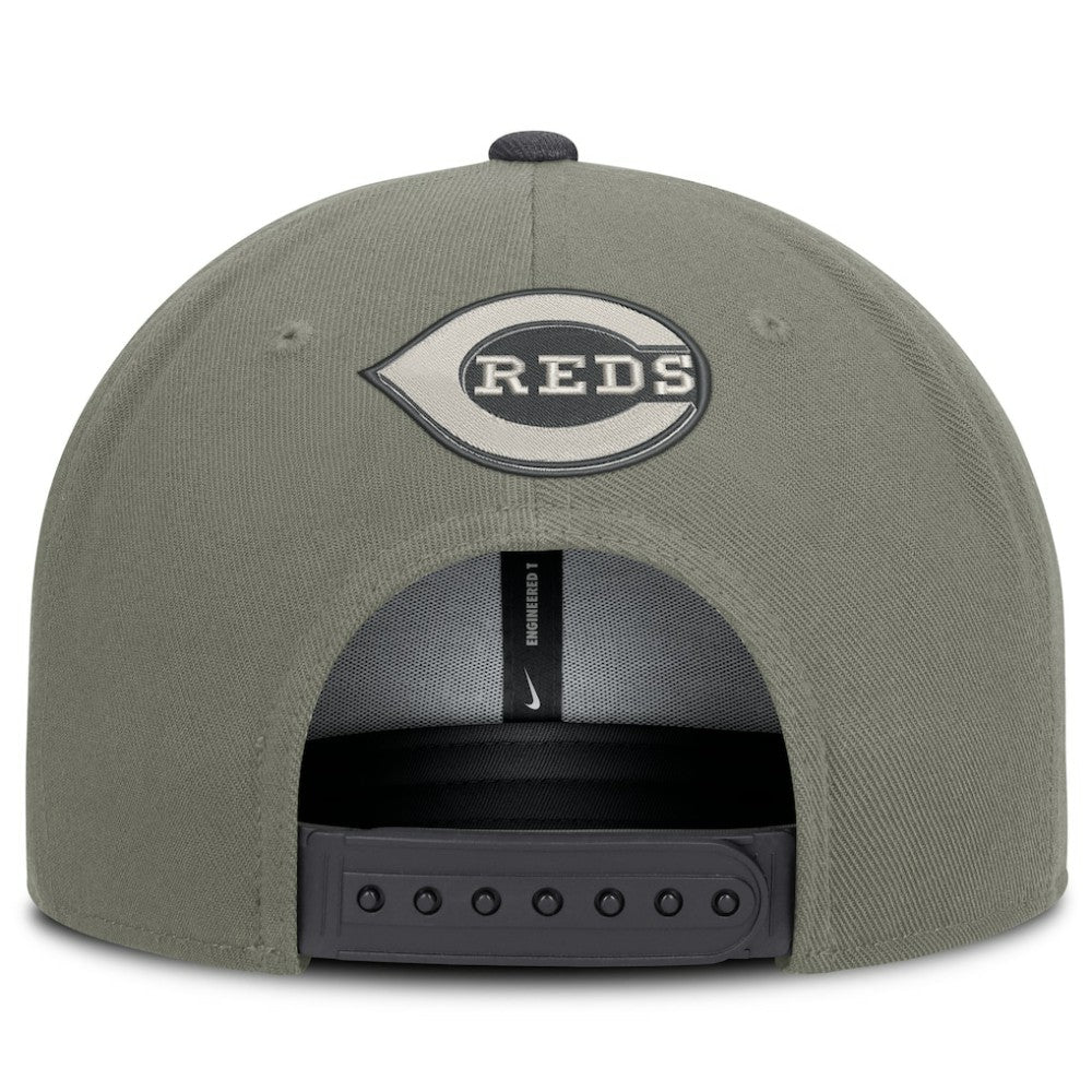 Cincinnati Reds Nike Pro Dri-FIT Snapback Hat - MLB Hats