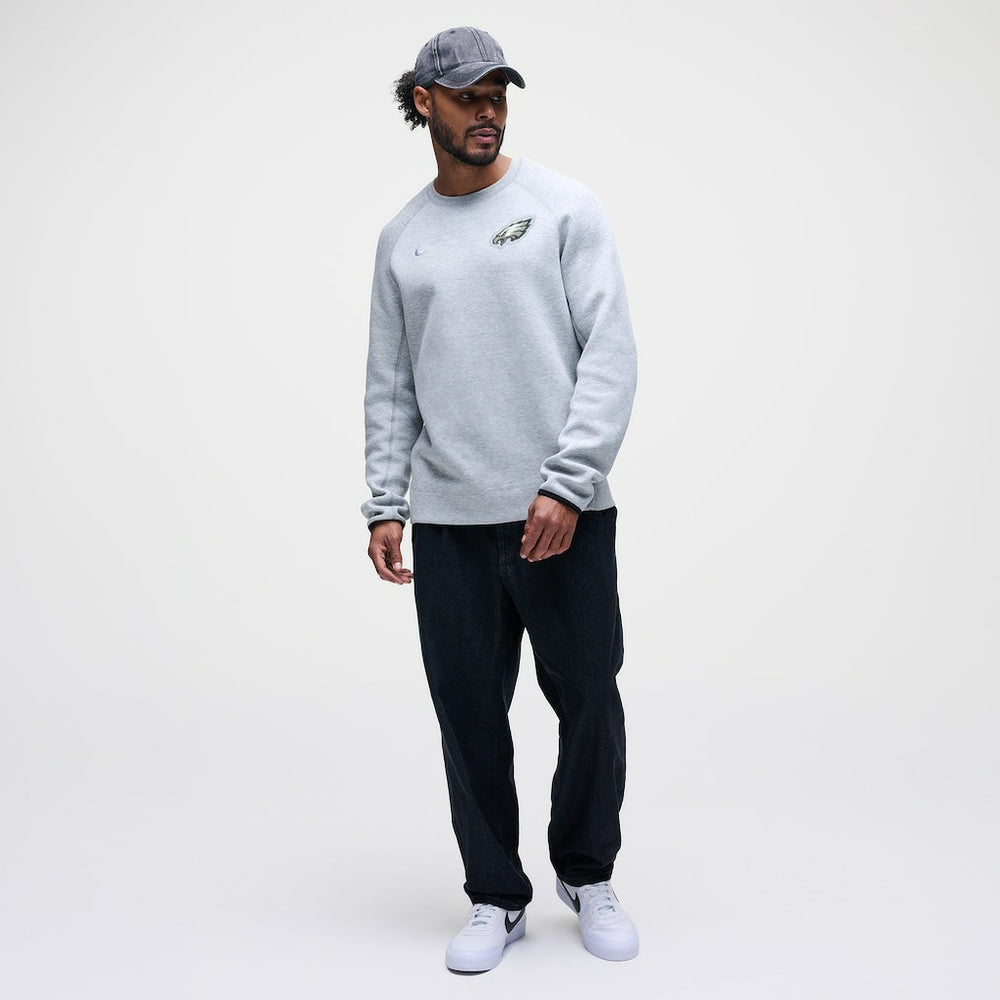 Philadelphia Eagles Tech Fleece Raglan Sweatshirt | NFL Discount