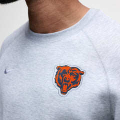 Chicago Bears Tech Fleece Raglan Sweatshirt | NFL US