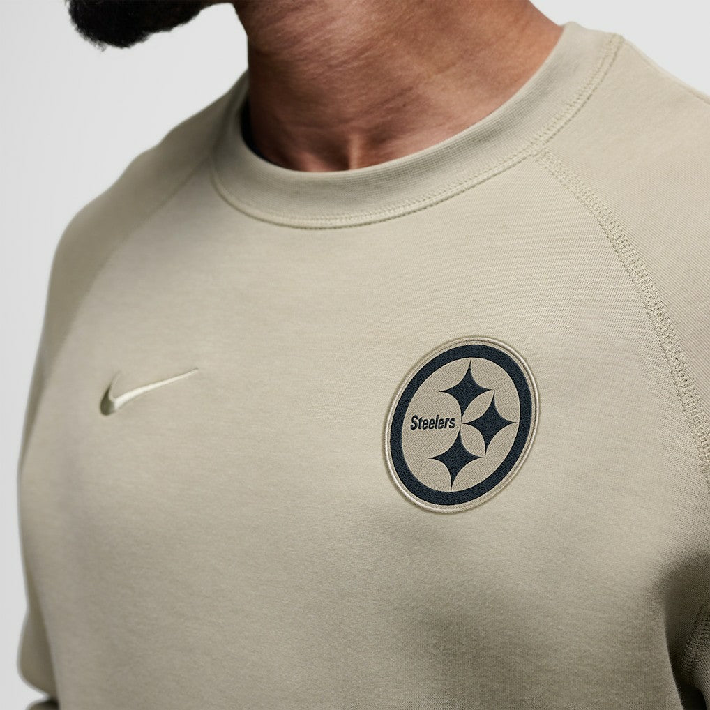 Pittsburgh Steelers Tech Fleece Raglan Sweatshirt | NFL Online