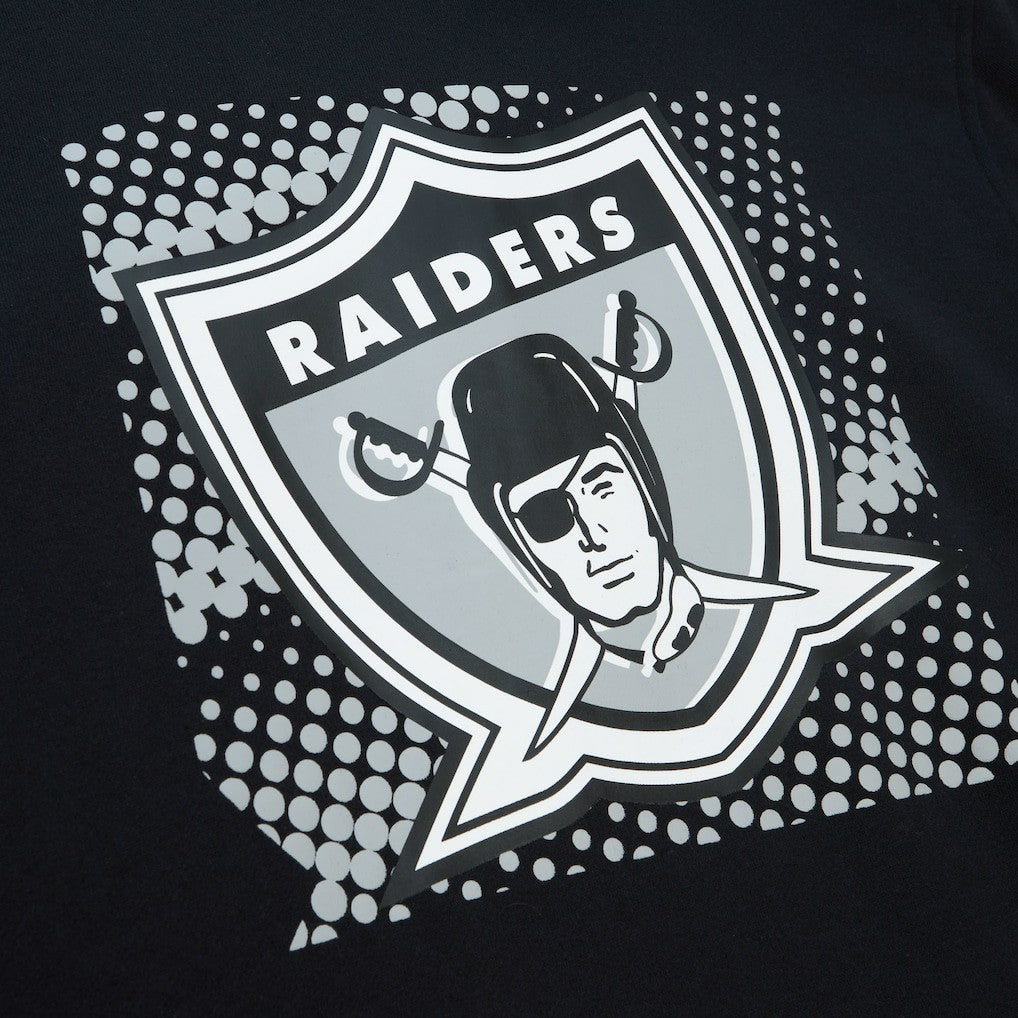 Las Vegas Raiders Gridiron Classics Big Face 7.0 Pullover Hoodie | NFL Discount