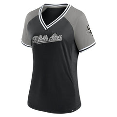 Chicago White Sox Fanatics Women's Glitz & Glam League Diva Raglan V-Neck T-Shirt - MLB T-shirts