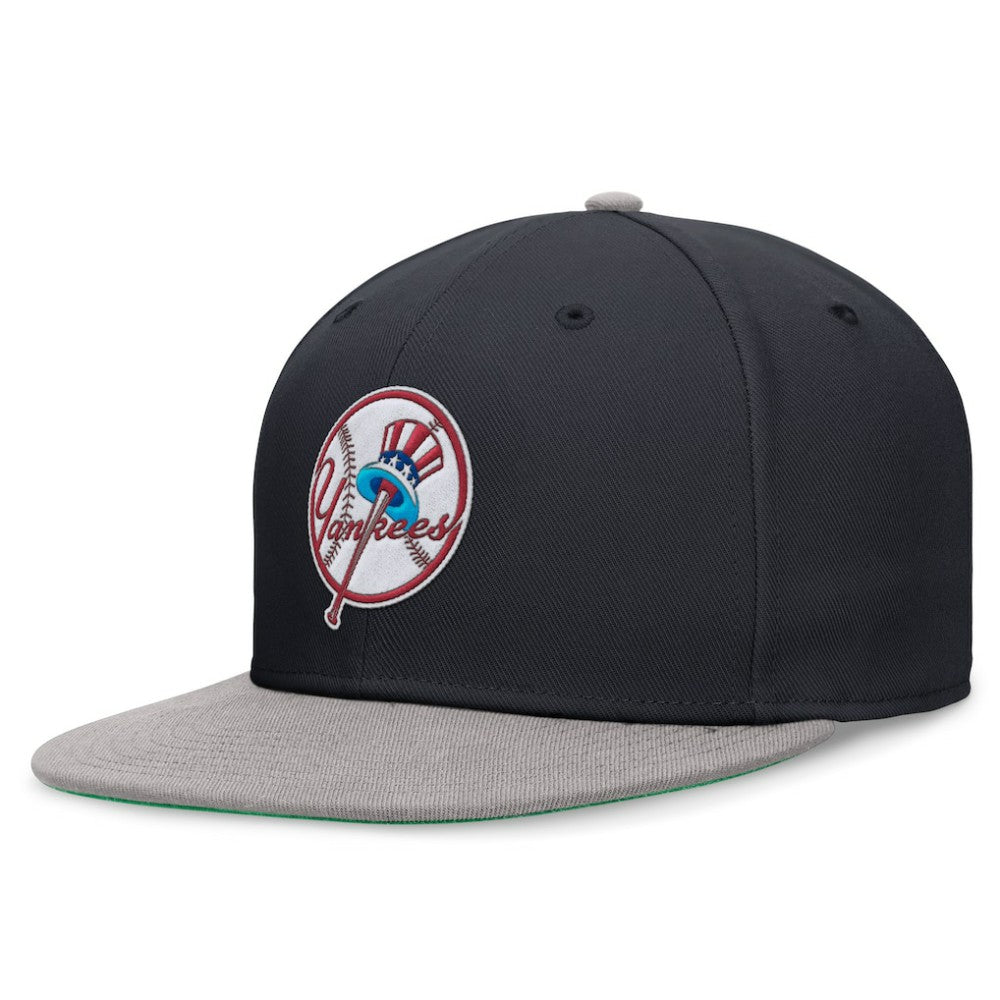 New York Yankees Nike Rewind Cooperstown True Performance Fitted Hat - MLB Hats