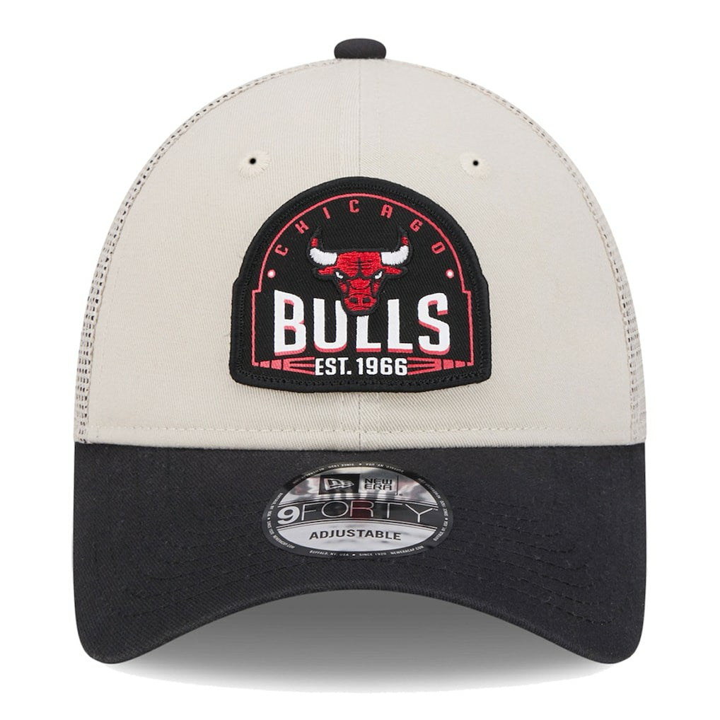 Khaki/Black Chicago Bulls Throwback Patch Trucker 9FORTY Adjustable Hat | NBA