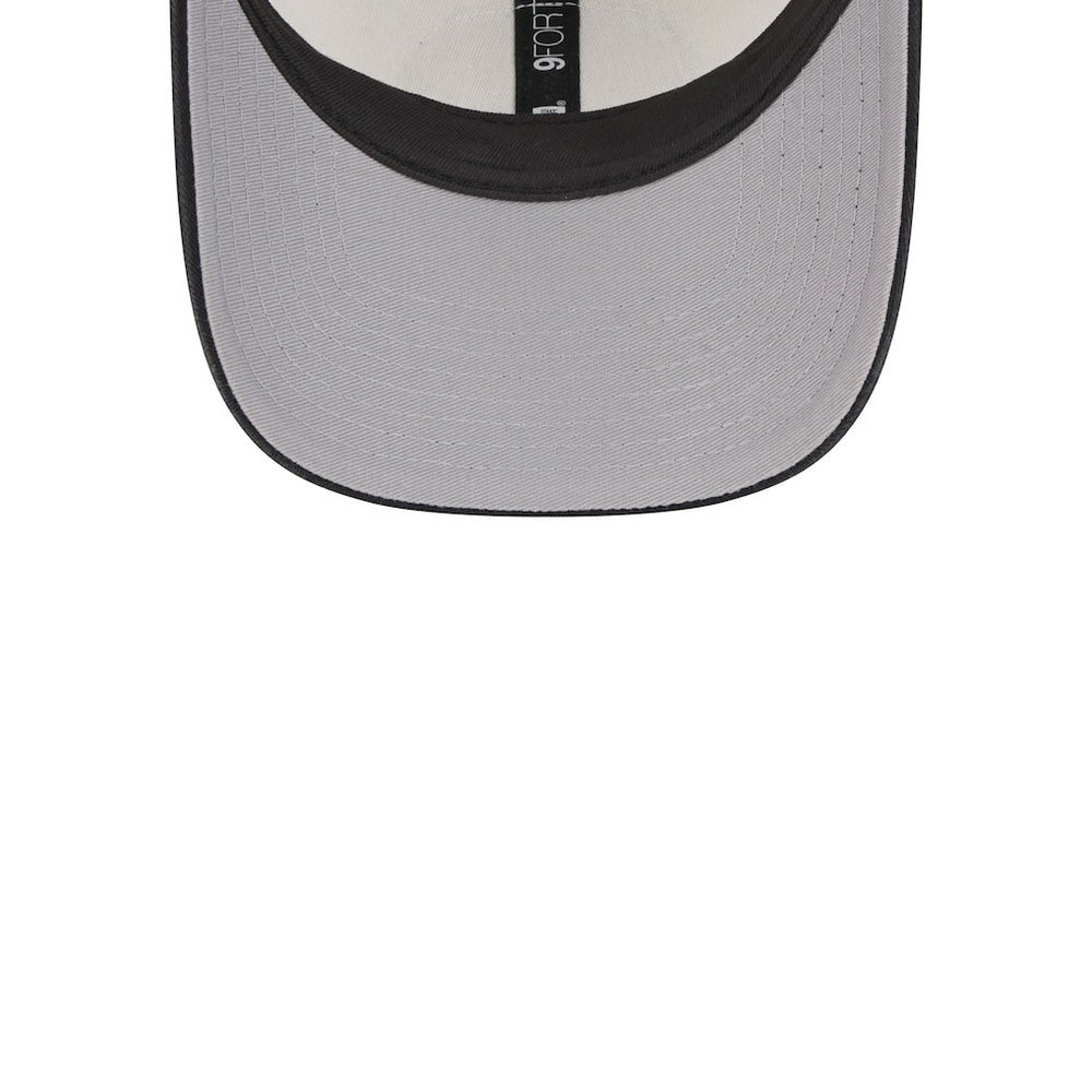 Khaki/Black Chicago Bulls Throwback Patch Trucker 9FORTY Adjustable Hat | NBA