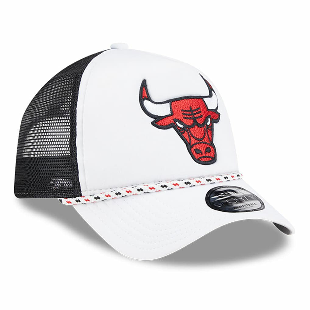 White/Black Chicago Bulls Court Sport Foam A-Frame 9FORTY Adjustable Trucker Hat | NBA