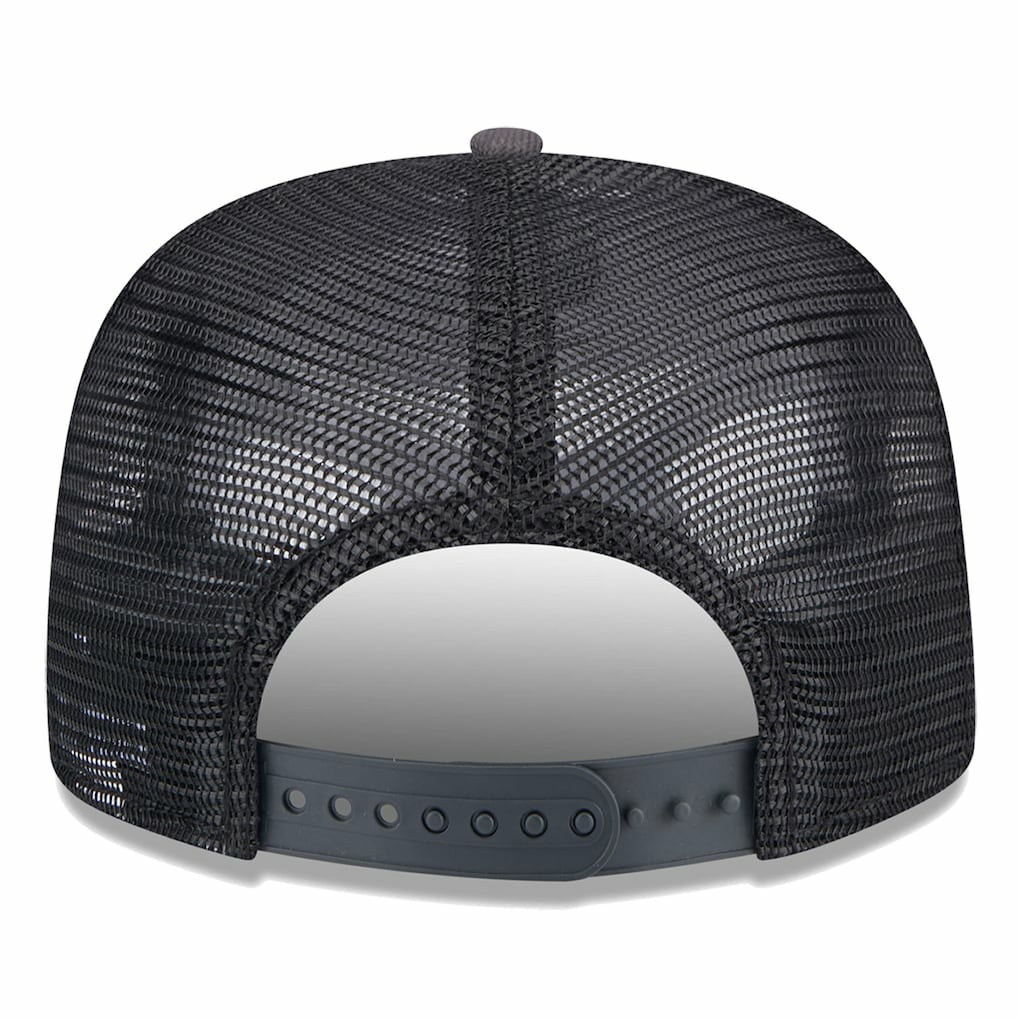 Black/Charcoal Brooklyn Nets Throwback Team Arch Golfer Snapback Hat | NBA