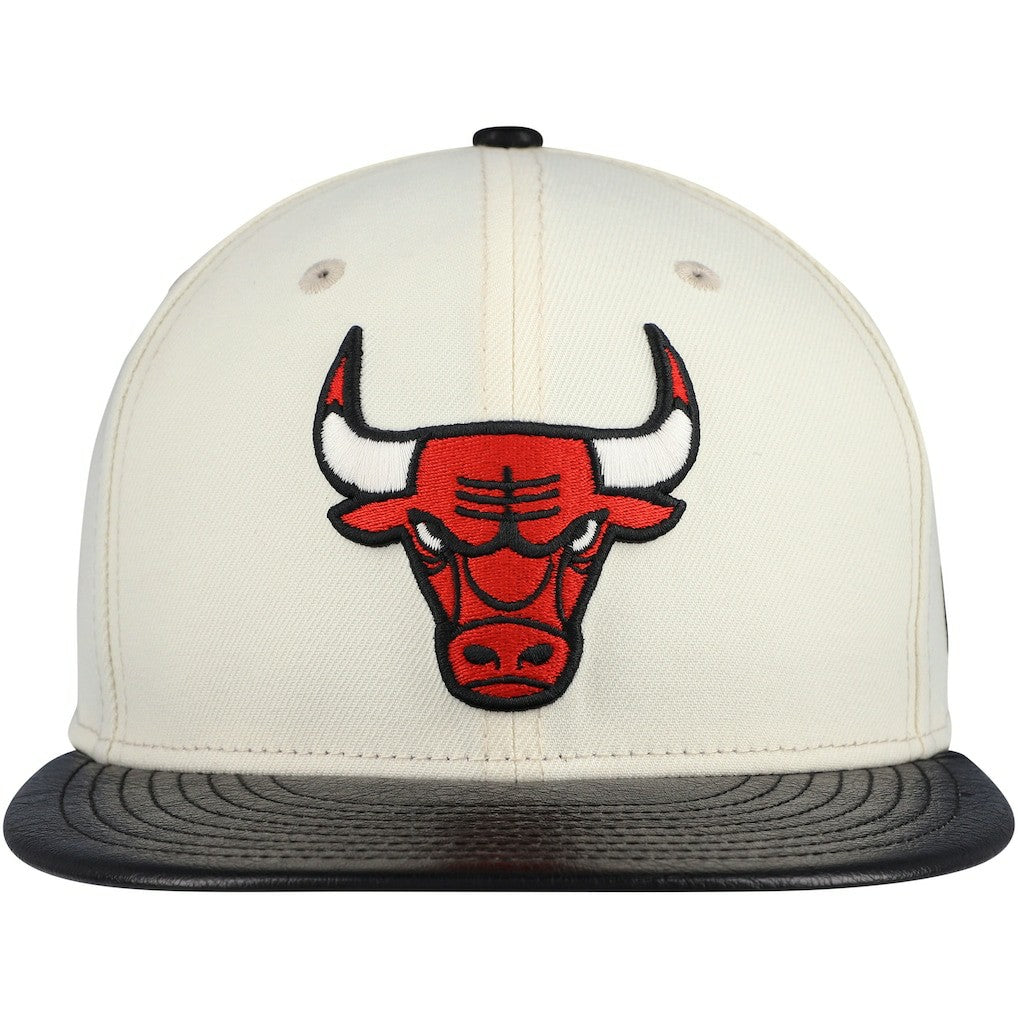 Cream/Black Chicago Bulls Faux Leather Visor Two-Tone 59FIFTY Fitted Hat | NBA
