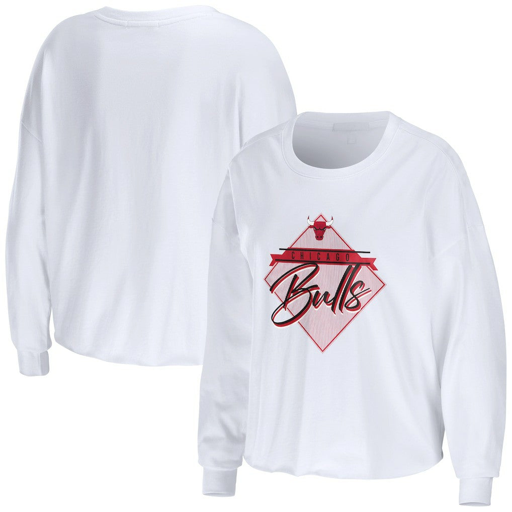 White Chicago Bulls WEAR by Erin Andrews Women's Cropped Long Sleeve T-Shirt sale | NBA