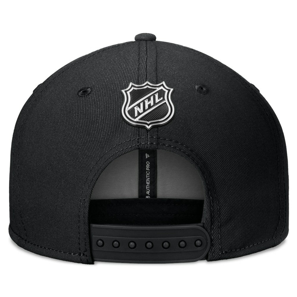 Chicago Blackhawks Fanatics Authentic Pro Training Camp Snapback Hat -  NHL Hats