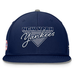 New York Yankees Fanatics Fundamental Tri-Script Fitted Hat - MLB Hats