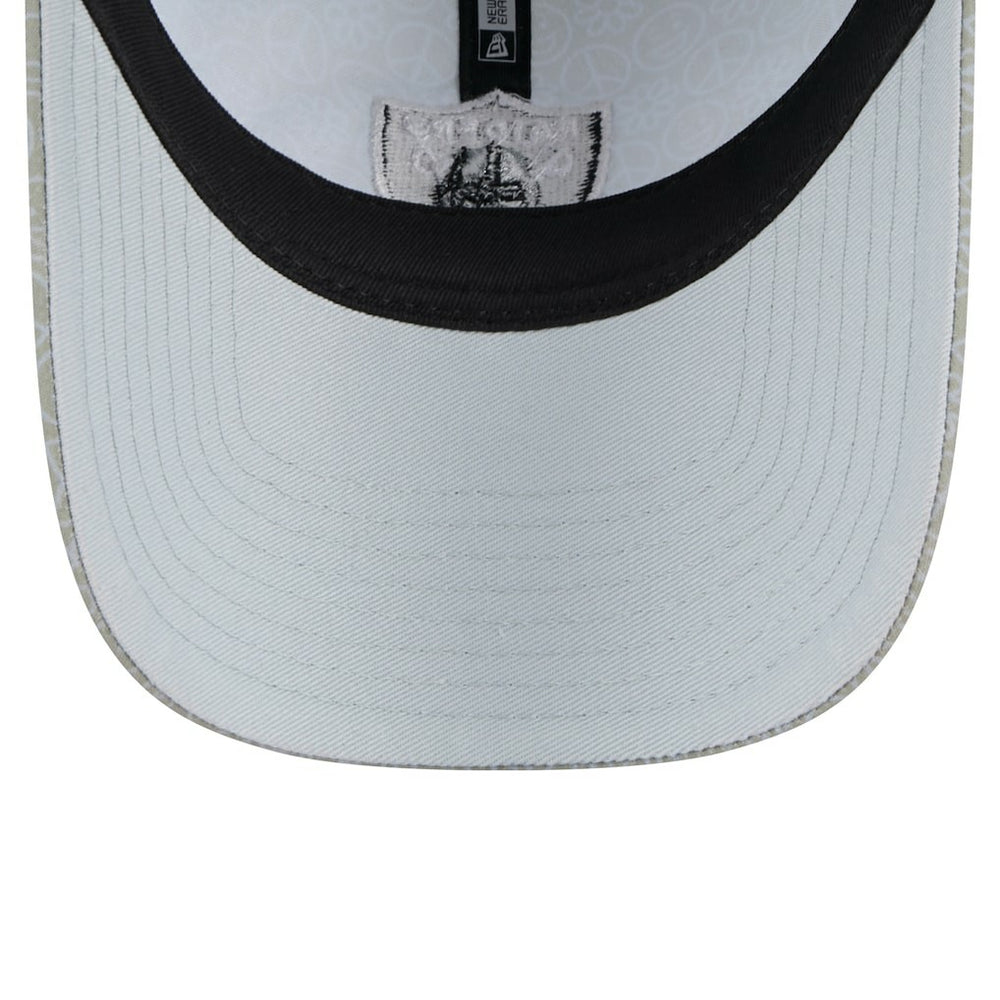 Las Vegas Raiders Women's Smiley 9TWENTY Adjustable Hat | NFL Near me