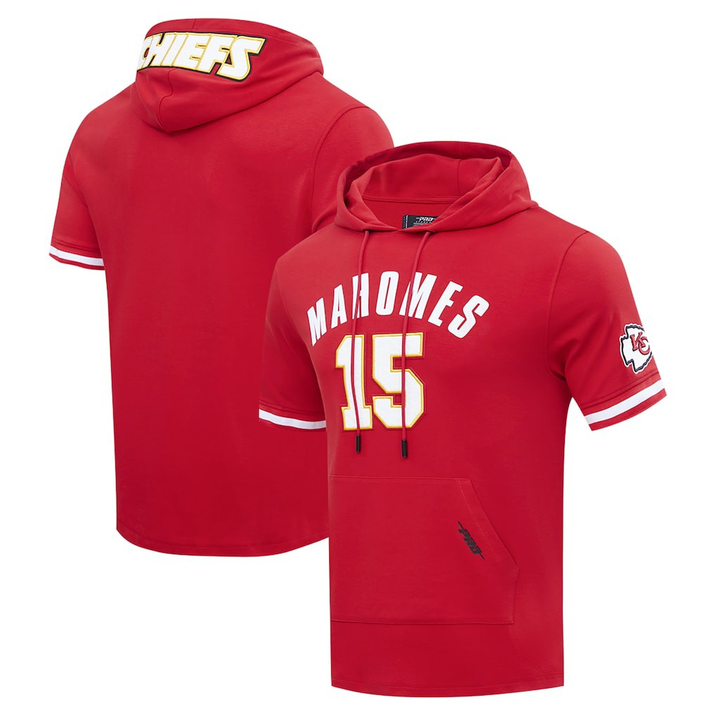 Kansas City Chiefs Patrick Mahomes  Pro Standard Player Name & Number Hoodie T-Shirt | NFL Outlet