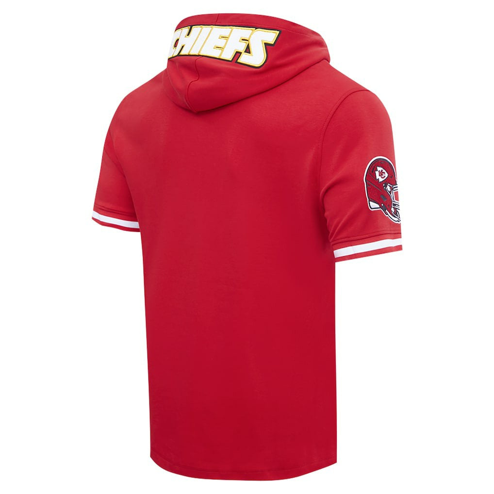 Kansas City Chiefs Patrick Mahomes  Pro Standard Player Name & Number Hoodie T-Shirt | NFL Outlet