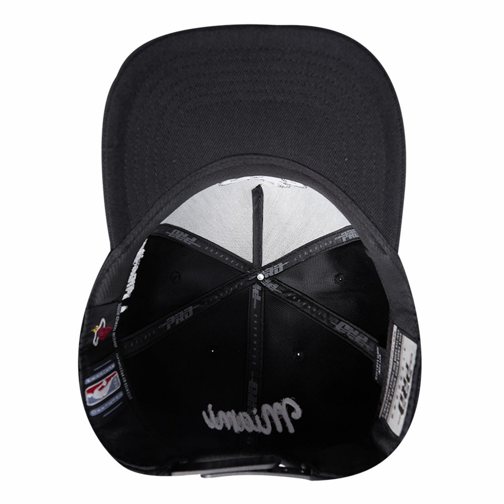 Black Miami Heat Pro Standard Paint the City Pinch Front Snapback Hat | NBA