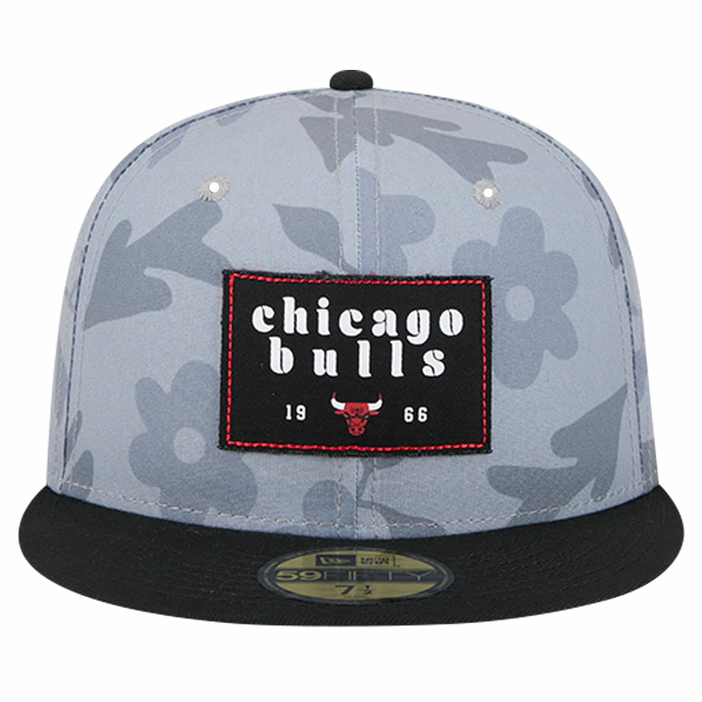 Gray Chicago Bulls Palm Fronds 2-Tone 59FIFTY Fitted Hat | NBA