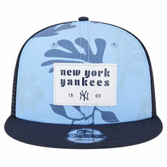 New York Yankees New Era Bikini Bottom Trucker 9FIFTY Snapback Hat - MLB Hats