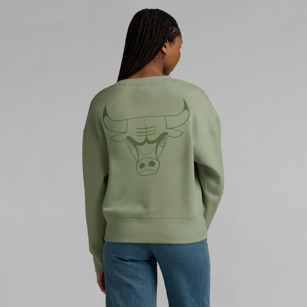 Olive Chicago Bulls Women's Elements Flow Pullover Sweatshirt sale | NBA