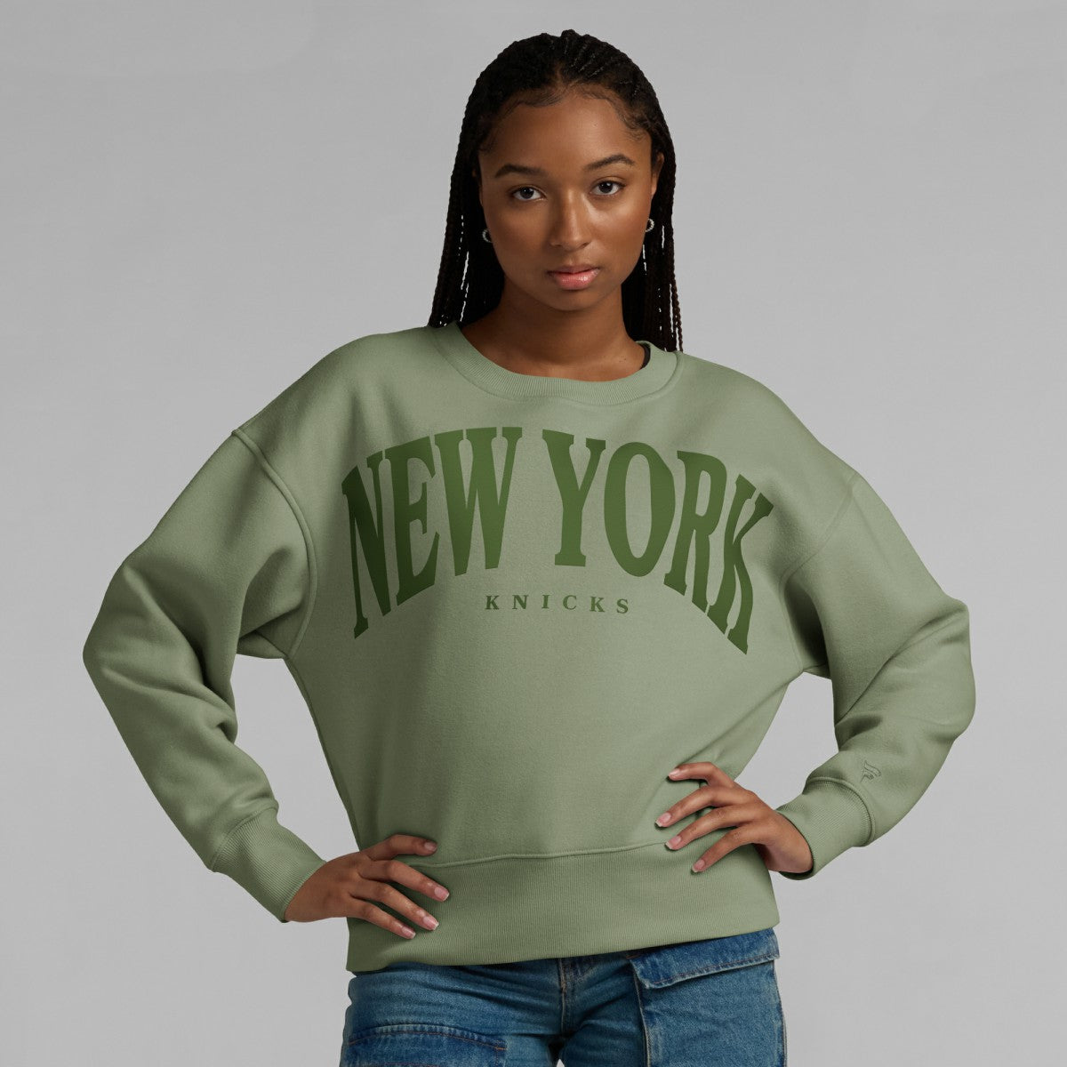 Olive New York Knicks Women's Elements Flow Pullover Sweatshirt | NBA