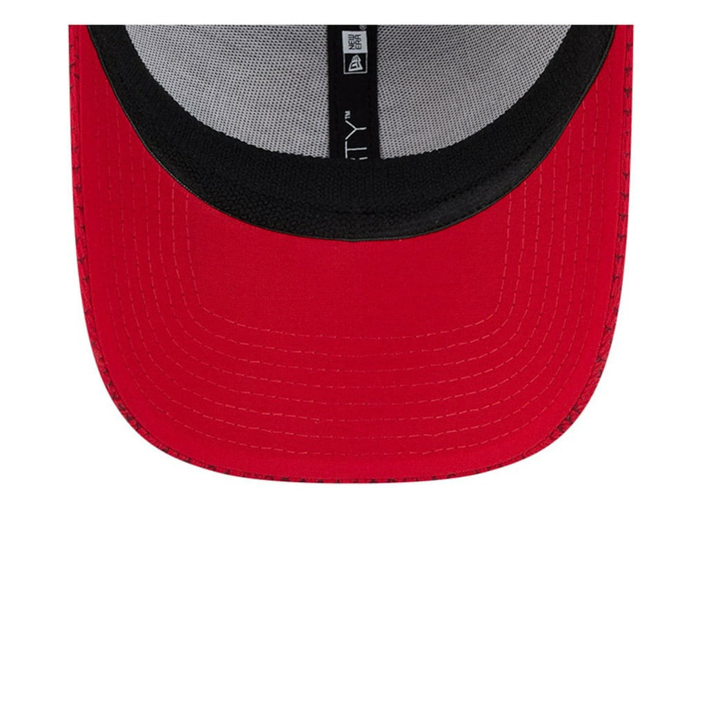 San Francisco 49ers 2024 Sideline 9FORTY Stretch-Snap Hat | NFL Outlet
