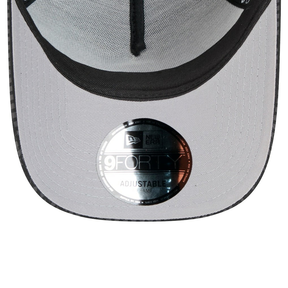 Black Chicago Bulls Male Adult Midnight Ink Tonal A-Frame Trucker 9FORTY Adjustable Hat | NBA