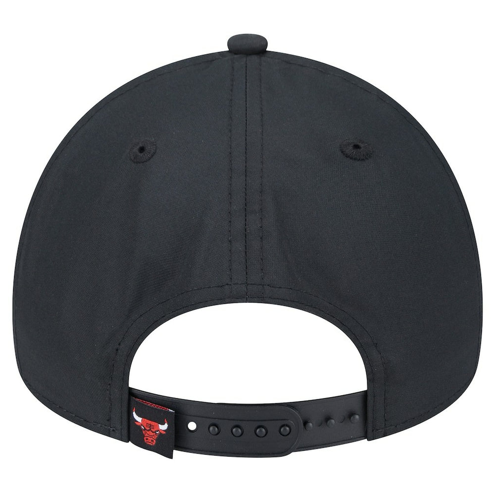 Chicago Bulls Black Throwback Gradient A-Frame 9FORTY Adjustable Hat | NBA
