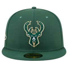 Hunter Green Milwaukee Bucks Throwback Pennant 59FIFTY Fitted Hat | NBA