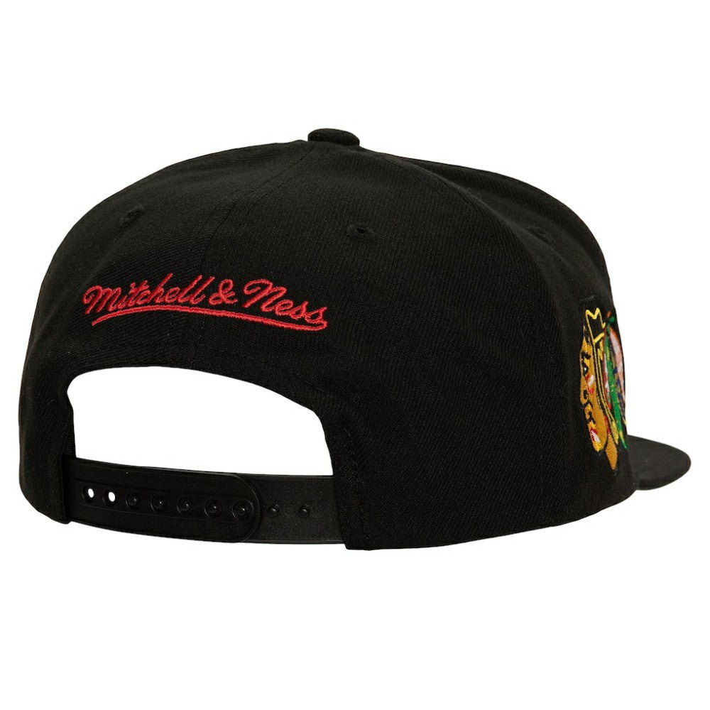 Chicago Blackhawks Mitchell & Ness Retro Script Colorblock Snapback Hat -  NHL Hats