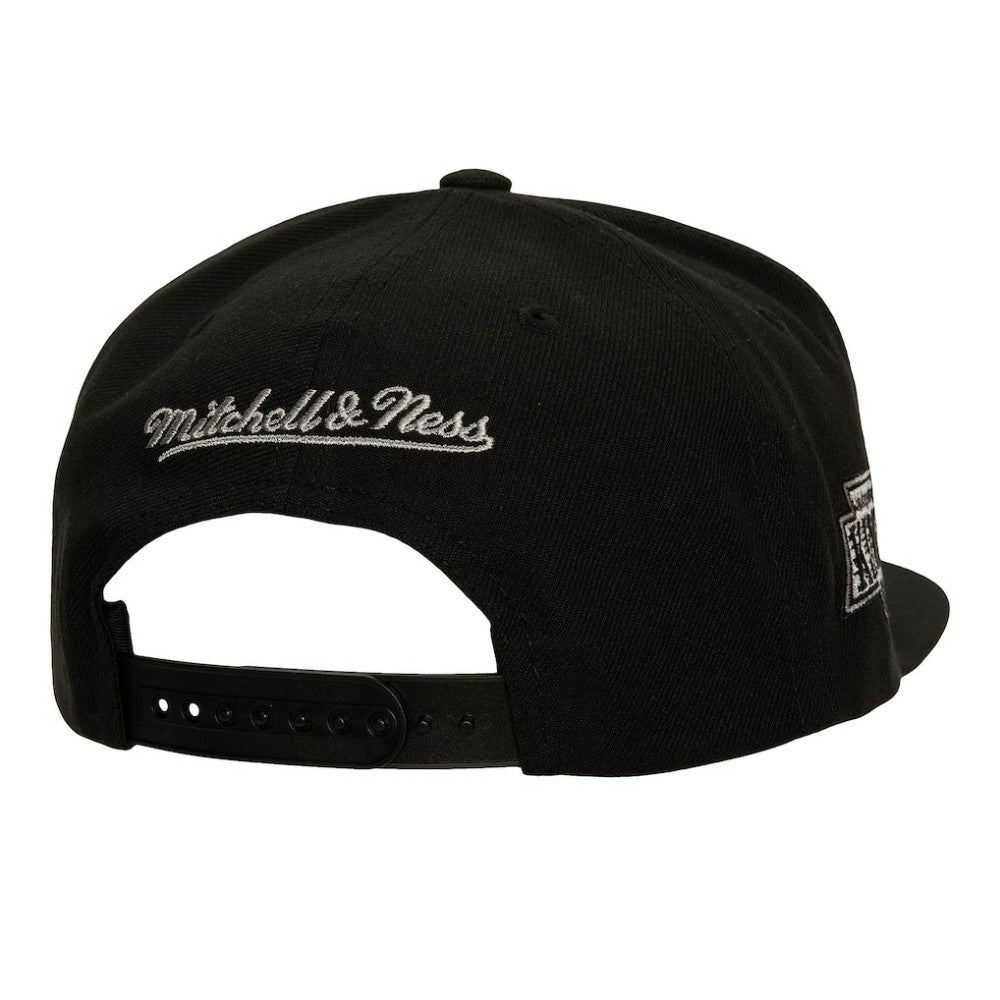 Los Angeles Kings Mitchell & Ness Retro Script Colorblock Snapback Hat -  NHL Hats