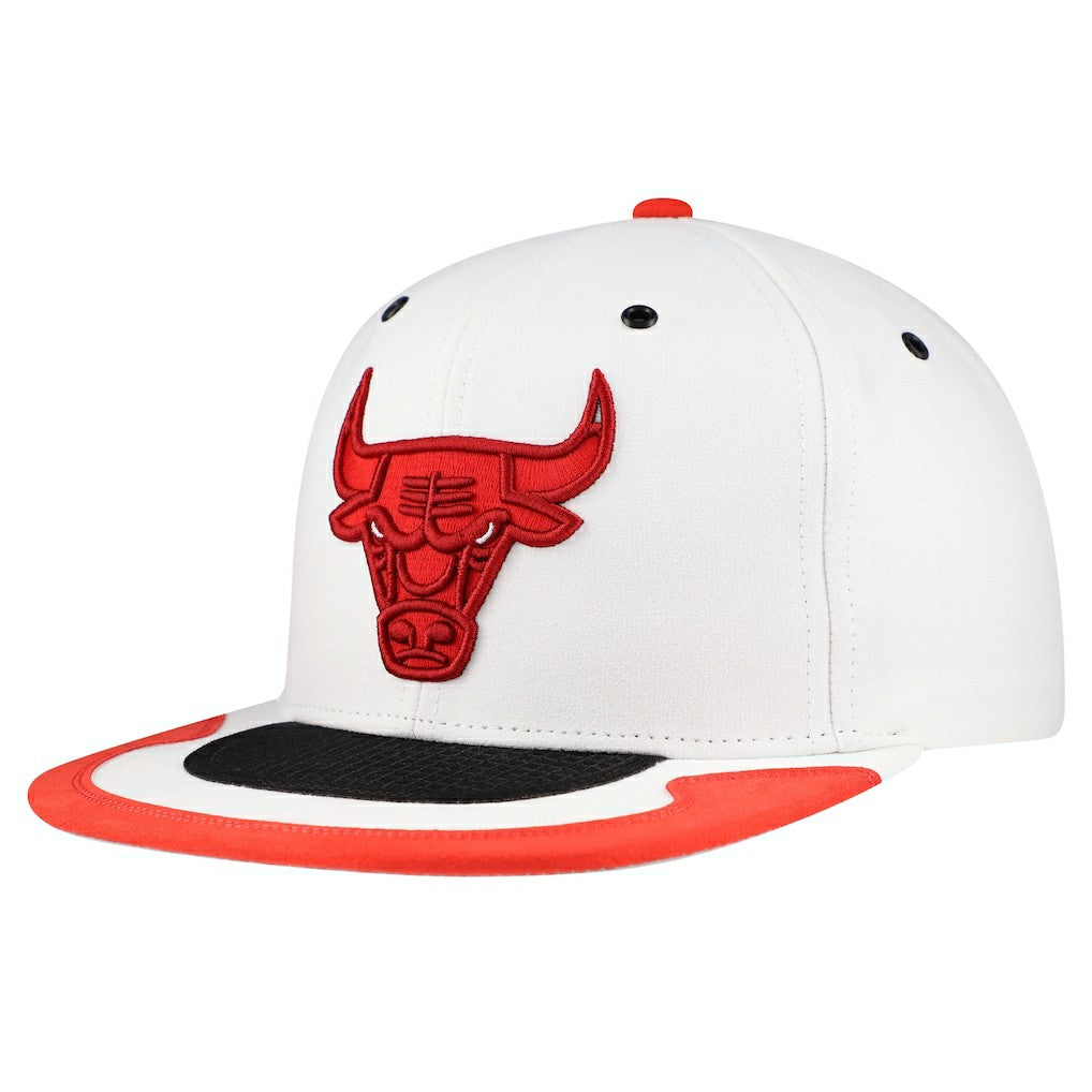 White Chicago Bulls Day 4 Snapback Hat | NBA