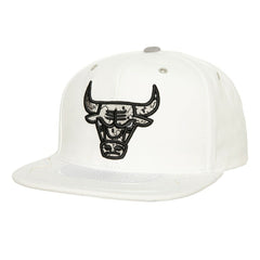 White Chicago Bulls Day 4 Snapback Hat | NBA