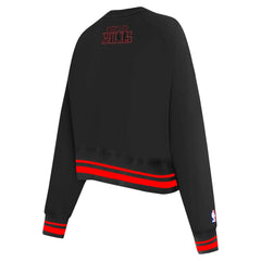 Black Chicago Bulls Pro Standard Women's Area Code Cropped Pullover Sweatshirt | NBA
