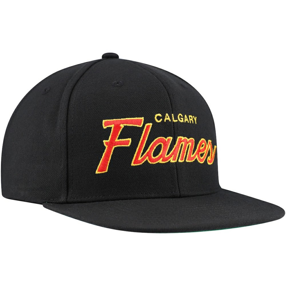 Calgary Flames Mitchell & Ness Core Team Script 2.0 Snapback Hat -  NHL Hats