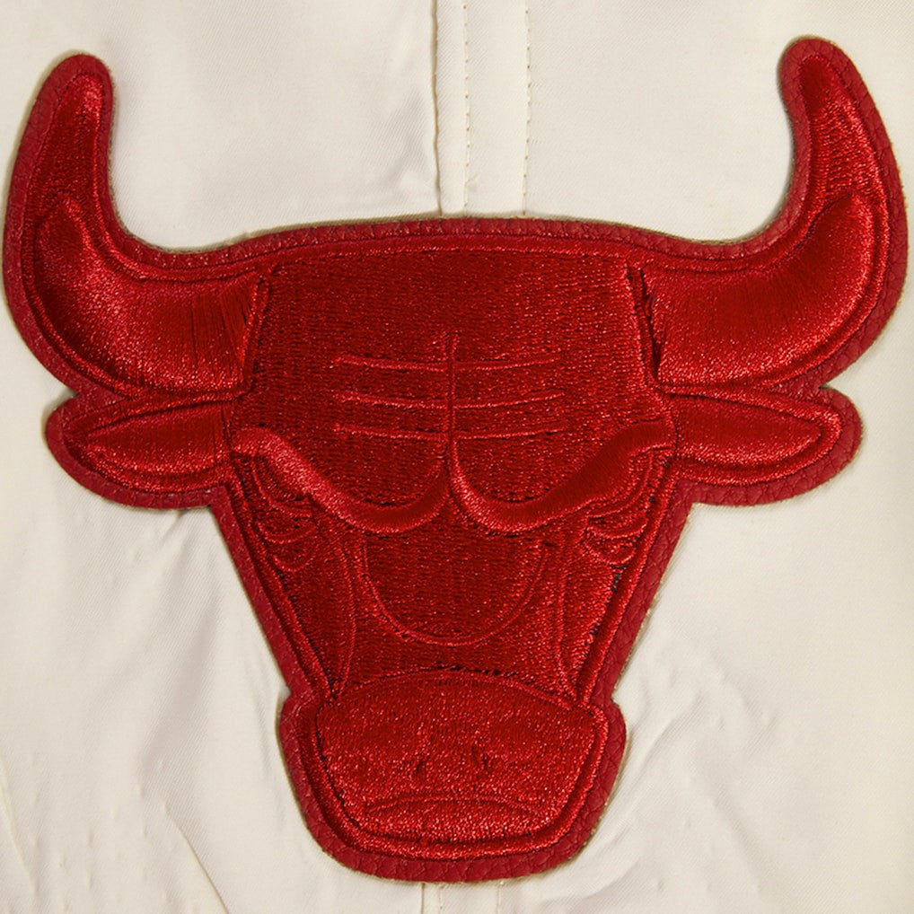 Cream Chicago Bulls Pro Standard Triple Tonal Woven Shorts | NBA