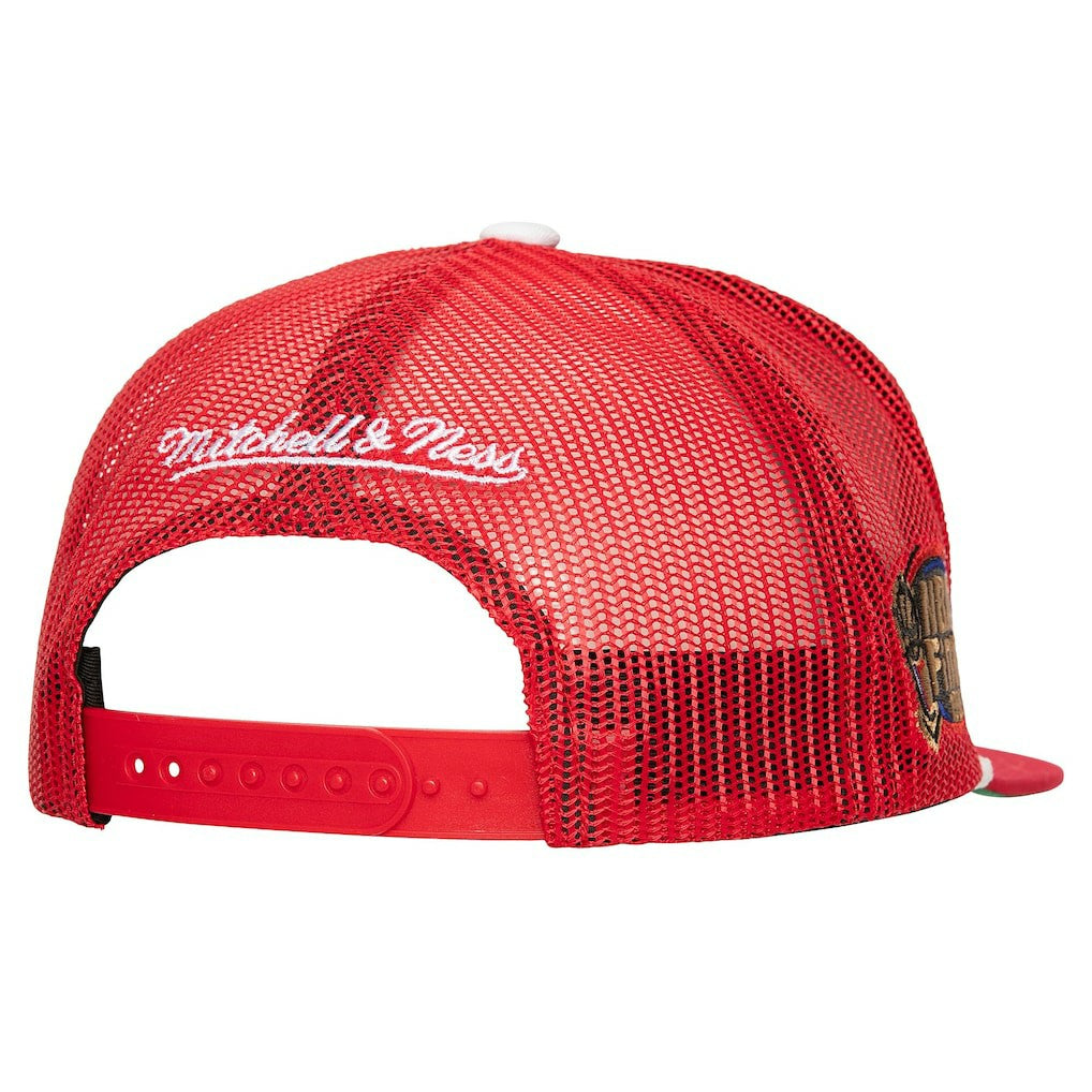 Red Chicago Bulls Roper Meshback Trucker Snapback Hat | NBA