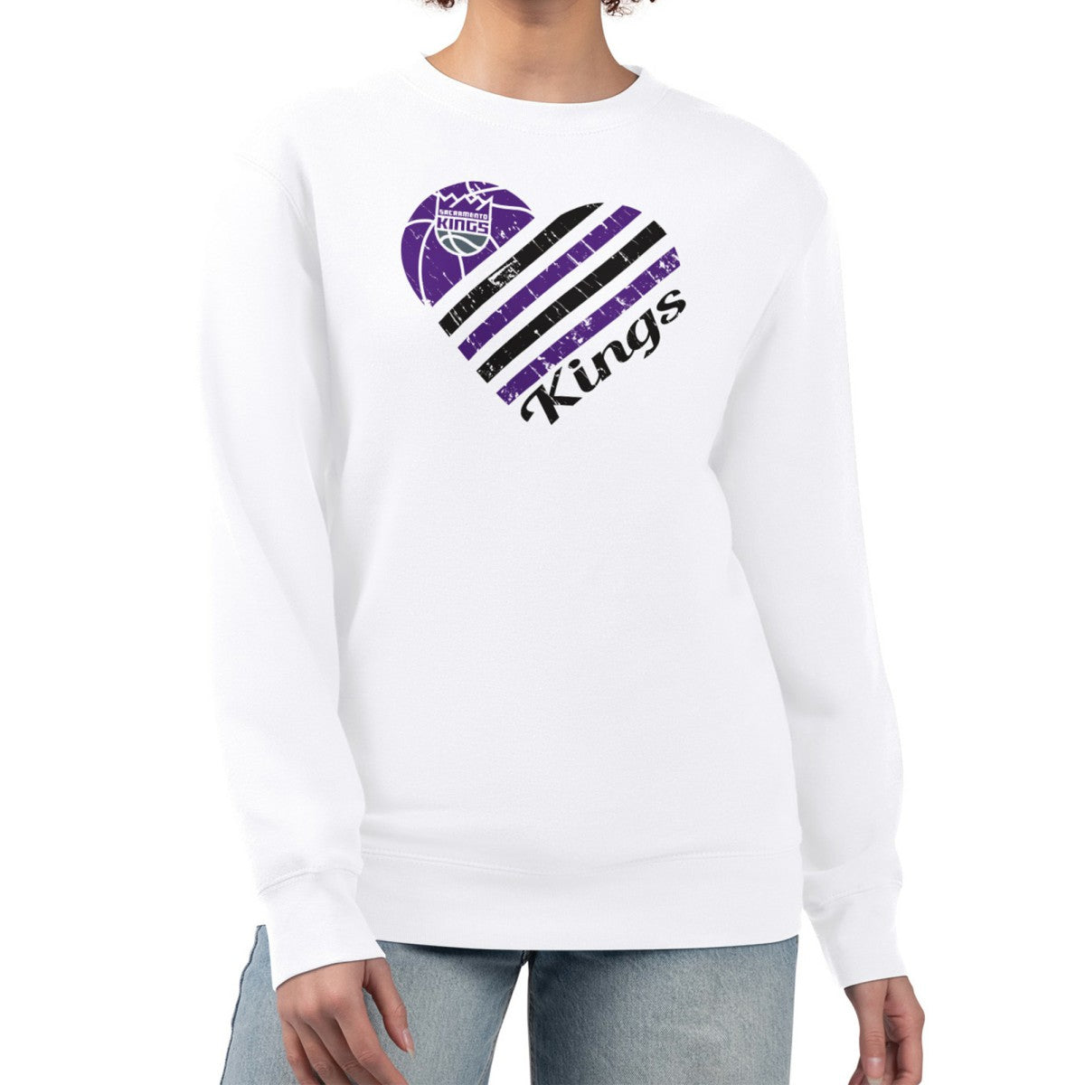 White Sacramento Kings G-III 4Her by Carl Banks Women's Heart Graphic Fleece Pullover Sweatshirt | NBA