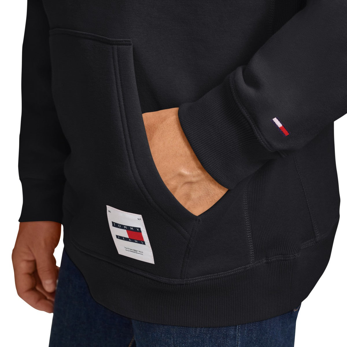 Black Sacramento Kings Tommy Jeans Sebastian Pullover Hoodie | NBA