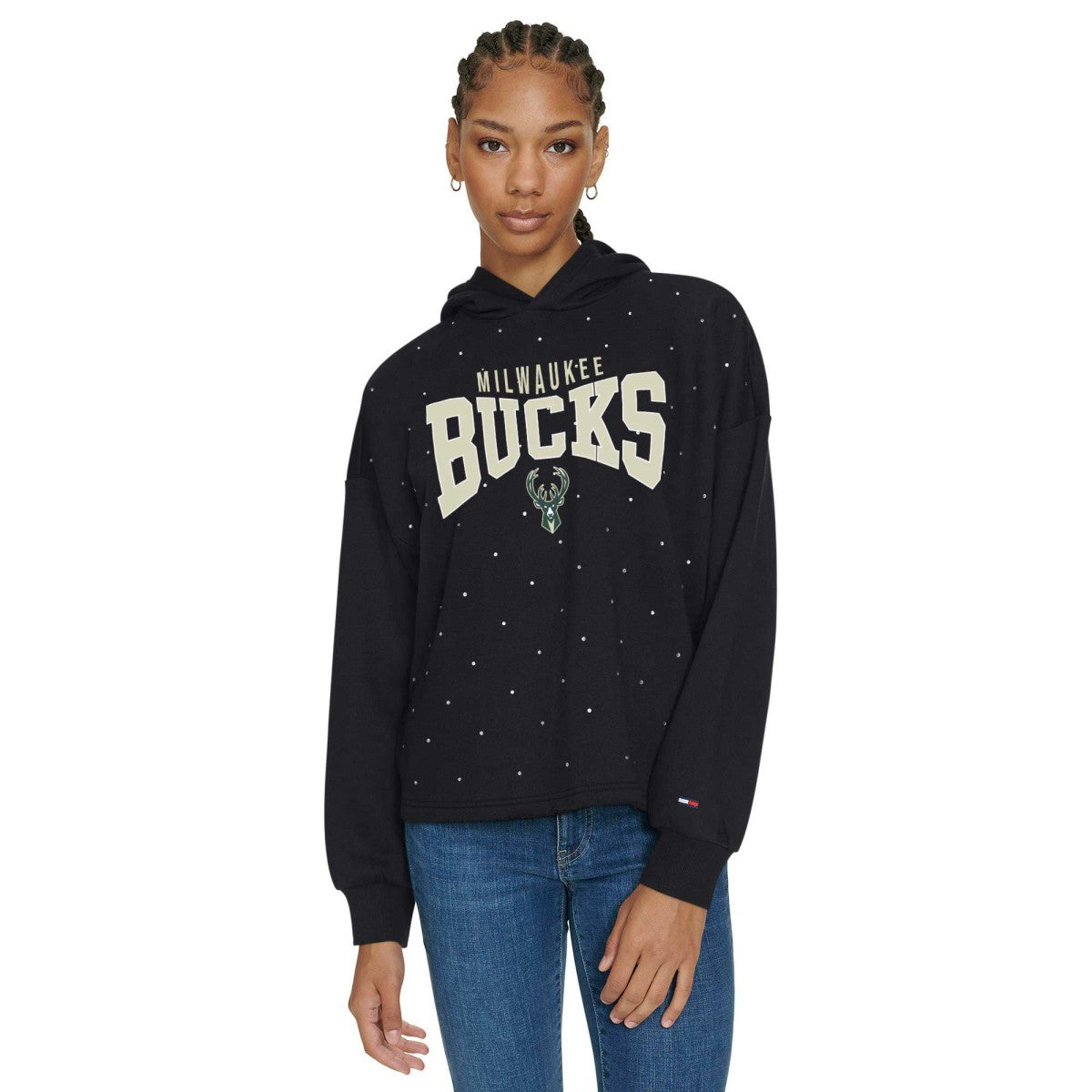 Black Milwaukee Bucks Tommy Jeans Women's Stella Cropped Pullover Hoodie | NBA
