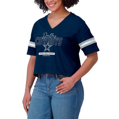 Dallas Cowboys WEAR by Erin Andrews Women's Color Block Boxy Modest Crop V-Neck T-Shirt | NFL Outlet