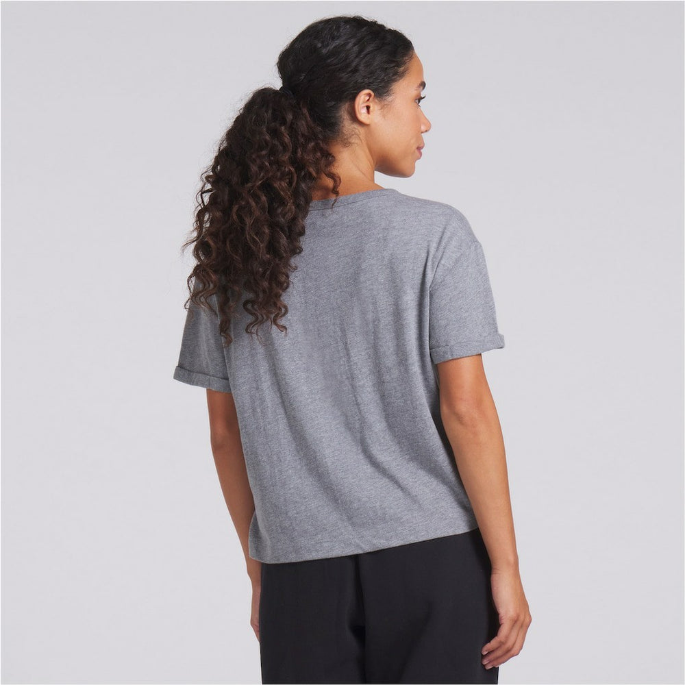 Pittsburgh Steelers Women's Swing Pass Tri-Blend Boxy T-Shirt | NFL Near me