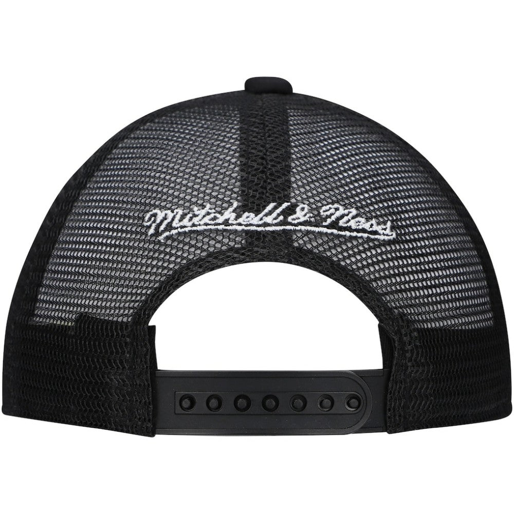 Chicago Blackhawks Mitchell & Ness Youth Core Trucker Adjustable Hat -  NHL Hats
