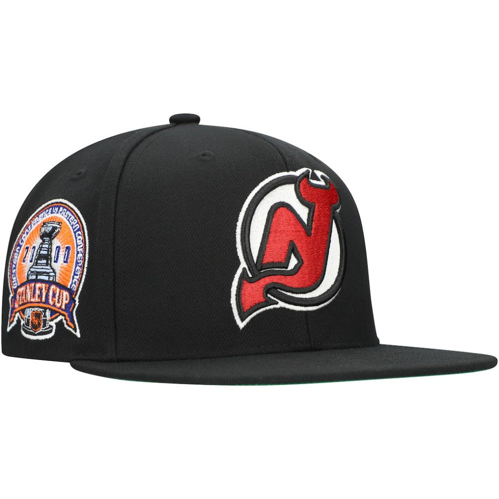New Jersey Devils Mitchell & Ness Core Top Spot Snapback Hat -  NHL Jerseys