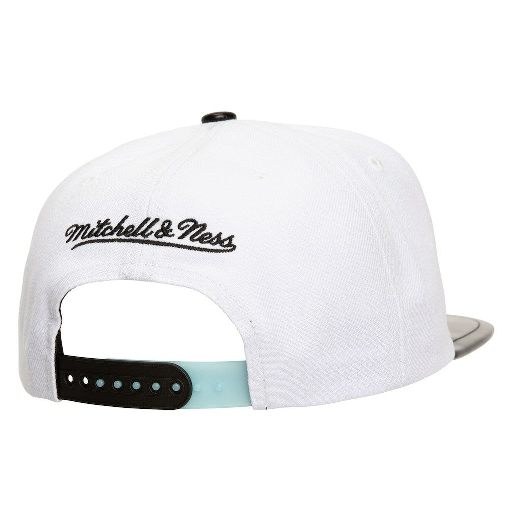 White Chicago Bulls Day 11 Snapback Hat | NBA